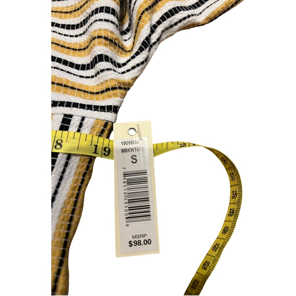 Max Studio Short Sleeve Striped Dress in Yellow and Black - Picture 6 of 6